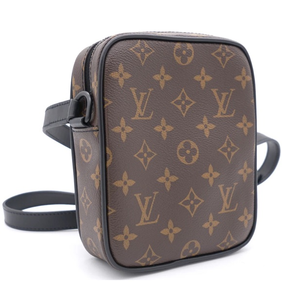 Louis Vuitton Christopher wearable wallet - Picture 4 of 9